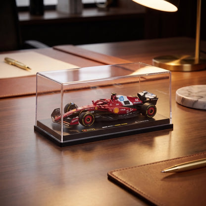 Miniatura de Fórmula 1 Ferrari SF-25 2025 1:43 Bburago