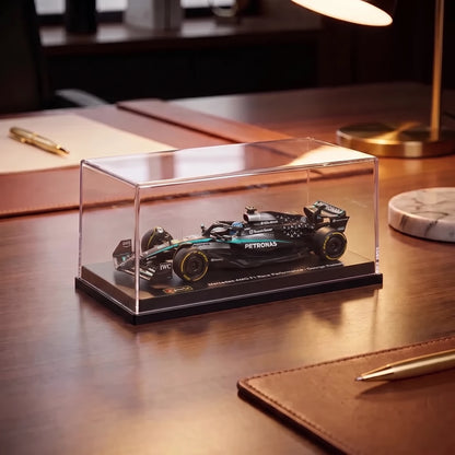 Miniatura de Fórmula 1 Mercedes-AMG Petronas W16 2025 1:43 Bburago